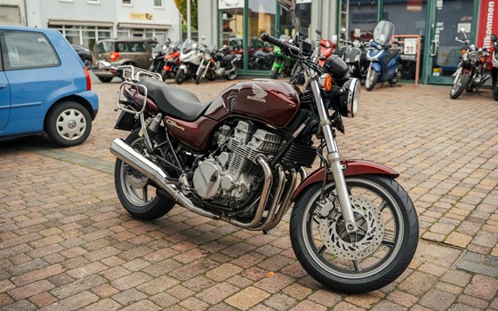 Honda SEVENFIFTY gebraucht - Bild 2