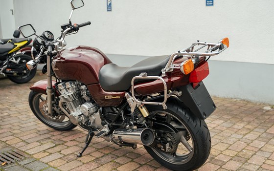 Honda SEVENFIFTY gebraucht - Bild 9