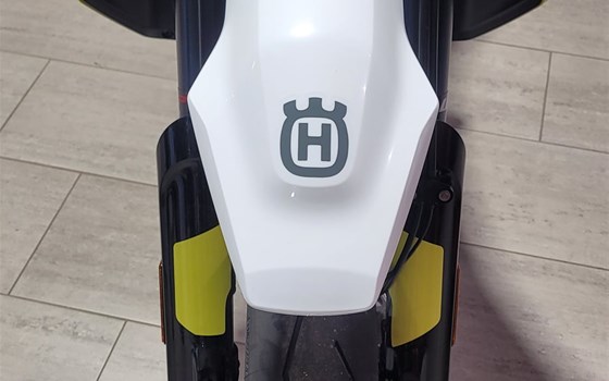 Die neue Husqvarna 701 ist da!  - Bild 2