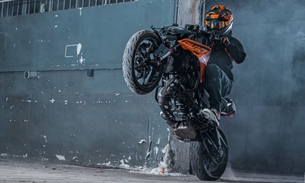 2025 KTM 125 Duke