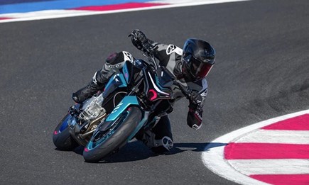 CFMOTO 675NK GP 2026