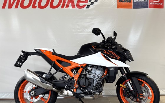 SIE IST DA! - Bild 1