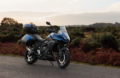 Triumph impulsa la gama Tiger Sport con la nueva 800 Tour 