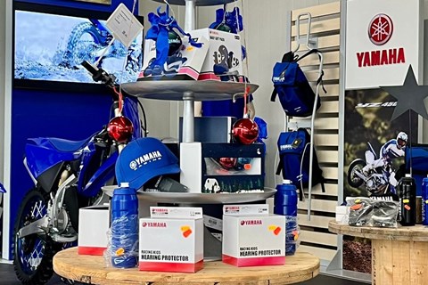 Helten Motoshop GmbH-News: CHRISTMAS SHOPPING minus 20% AUF ALLES 