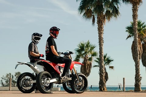 BAHROS BIKE BUDE GmbH, TRIUMPH Berlin Süd, Can-Am Berlin-News: VARG SM