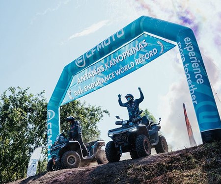 ATV auf Dauerbetrieb CF Moto 850