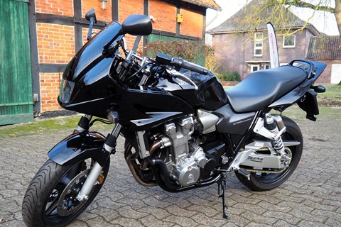 MP Motoshop - Marius Pröhl-News: Honda CB 1300 SA aus 1.Hand!