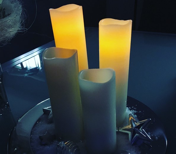 Schönen 2. Advent 
Advent, Advent, die zweite Kerze brennt....
wir wünschen allen einen schönen zweiten Advent im Kreise von euren Lieben
Sich die Zeit nehmen fü ...