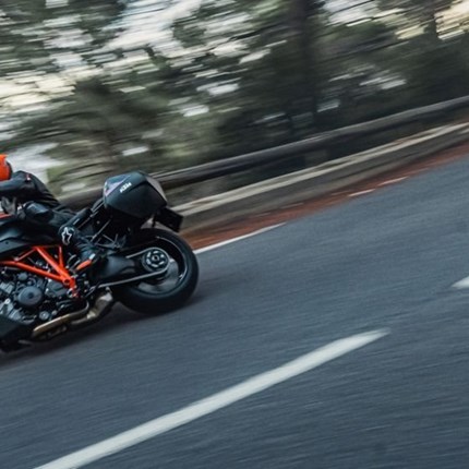 KTM CONNECT KTMconnect ist eine innovative App, die als Brücke für die Kommunikation zwischen Fahrer und Bike fungiert. Mit dieser praktis ... Weiter >>