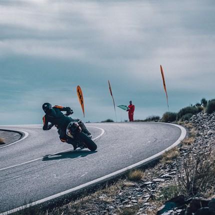 Rufnummern bei technischen Notfällen Rufnummern bei technischen Notfällen
Rufnummern bei technischen Notfällen bei Freeride E
Hotlines:
Österreich ÖAMTC 120
Belgie ... Weiter >>