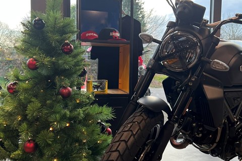 Pe Es Motorräder GmbH & Co. KG-News: Schließungstage 