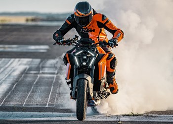 LES NOUVEAUX MODÈLES KTM 2026 – READY TO RACE