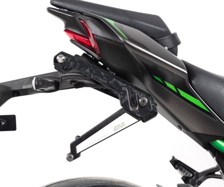 Unsichtbar? Fast: Das neue GIVI Stealth Koffersystem