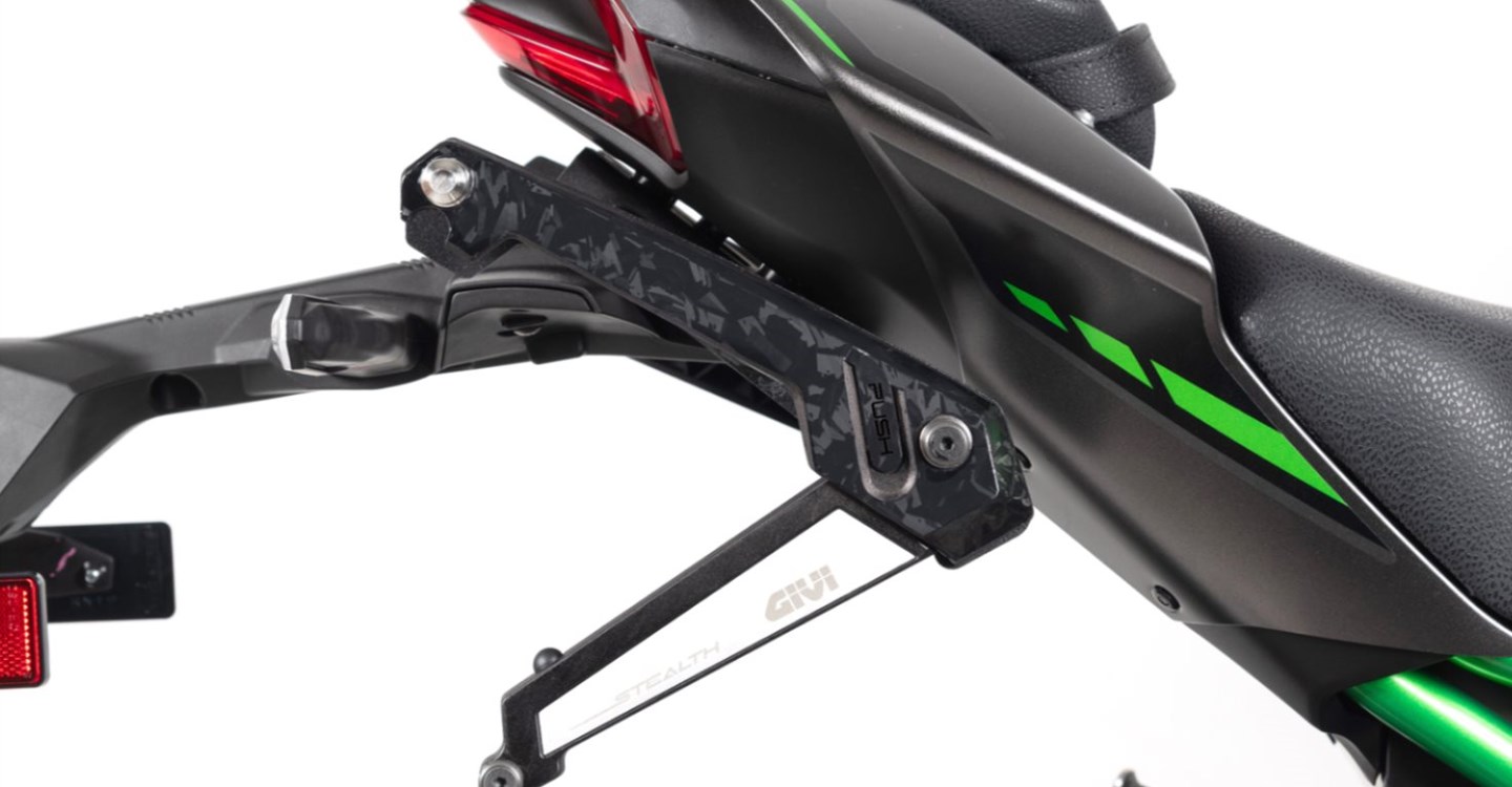 Unsichtbar? Fast: Das neue GIVI Stealth Koffersystem