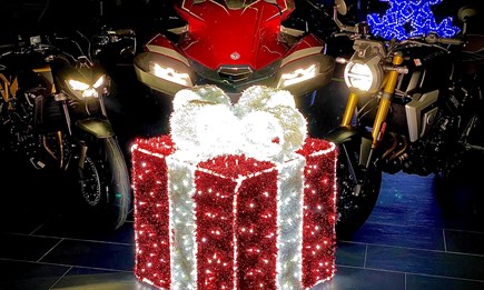 Öffnungszeiten / Frohes Fest und guten Rutsch!