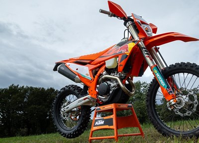 KTM-NEWS 2025 KTM 450 EXC-F CHAMPION EDITION