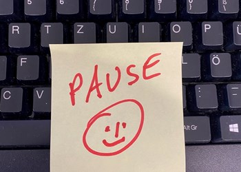 Winterpause bis 6.1.26   Frohe Weihnachten