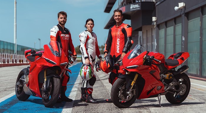 Ducati Bekleidungskollektion 2026: Stil, Sicherheit und Leidenschaft von Ducati