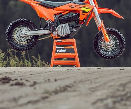 2025 KTM SX-E 3