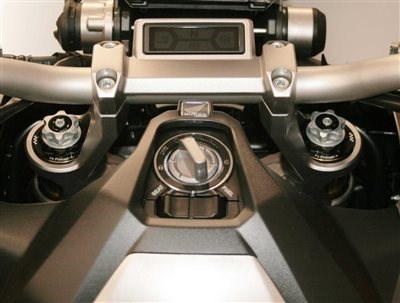 Honda X-ADV und Yamaha TMax 530 Fahrwerksoptimierung von Matris - Bild 2 Honda X-ADV und Yamaha TMax 530 Fahrwerksoptimierung von Matris - Bild 2