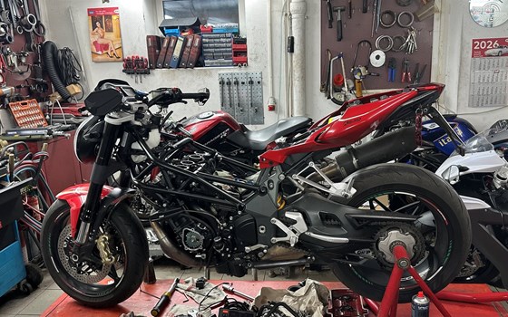 In 4 Wochen beginnt die neue Saison. ATT Werkstatt für Ducati-MV Agusta-Benelli-Bimota-Fantic & Rieju Motorräder! - Bild 14
