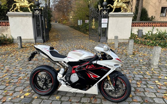 In 4 Wochen beginnt die neue Saison. ATT Werkstatt für Ducati-MV Agusta-Benelli-Bimota-Fantic & Rieju Motorräder! - Bild 15