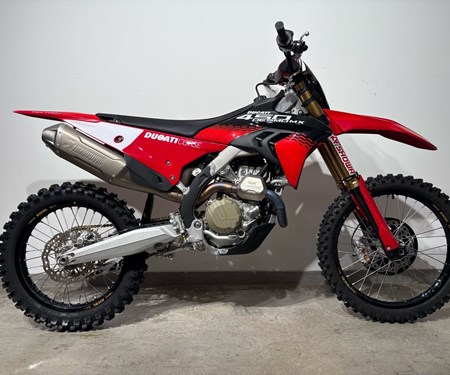 Ducati Desmo 450MX Factory Edition lagernd und prompt verfügbar!