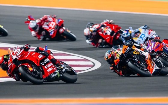 Jetzt anmelden: MotoGP bei Nacht live erleben! - Bild 2