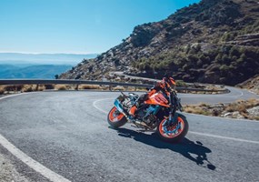 Roadside Assistance WIR HALTEN DICH AUF DER STRASSE 12 Monate gratis Roadside Assistance bei jedem Neukauf und Service eines Straßenfahrzeuges. Mi ... Weiter >>