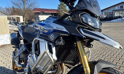 Die ersten Voge Motorräder und Roller sind eingetroffen