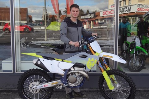Zweirad Damianik-News: Stefan und sein neues MX-Bike!