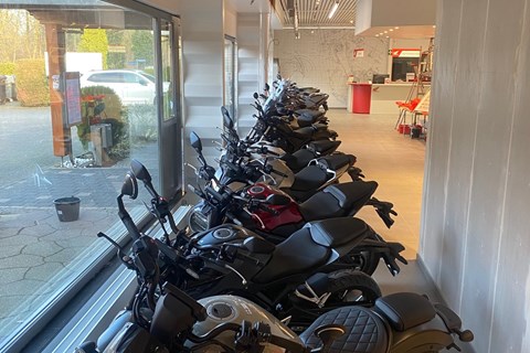 Tempo-Zweirad-Treff GmbH-News: Die Halle füllt sich!