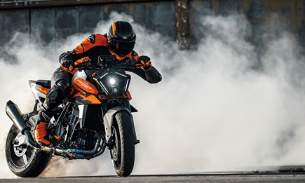 2026 KTM 990 Duke