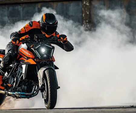 2026 KTM 990 Duke