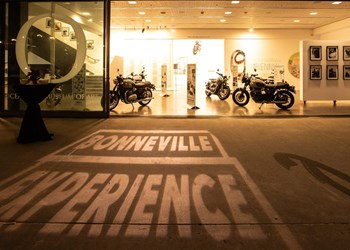 Was Passiert, Wenn Technische Eleganz Auf Menschliche Kunstfertigkeit Trifft?