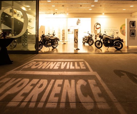 Was Passiert, Wenn Technische Eleganz Auf Menschliche Kunstfertigkeit Trifft?