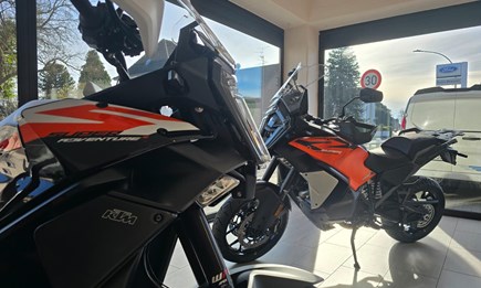 Entdeckt mit uns die neue KTM 1390 Super Adventure S EVO 