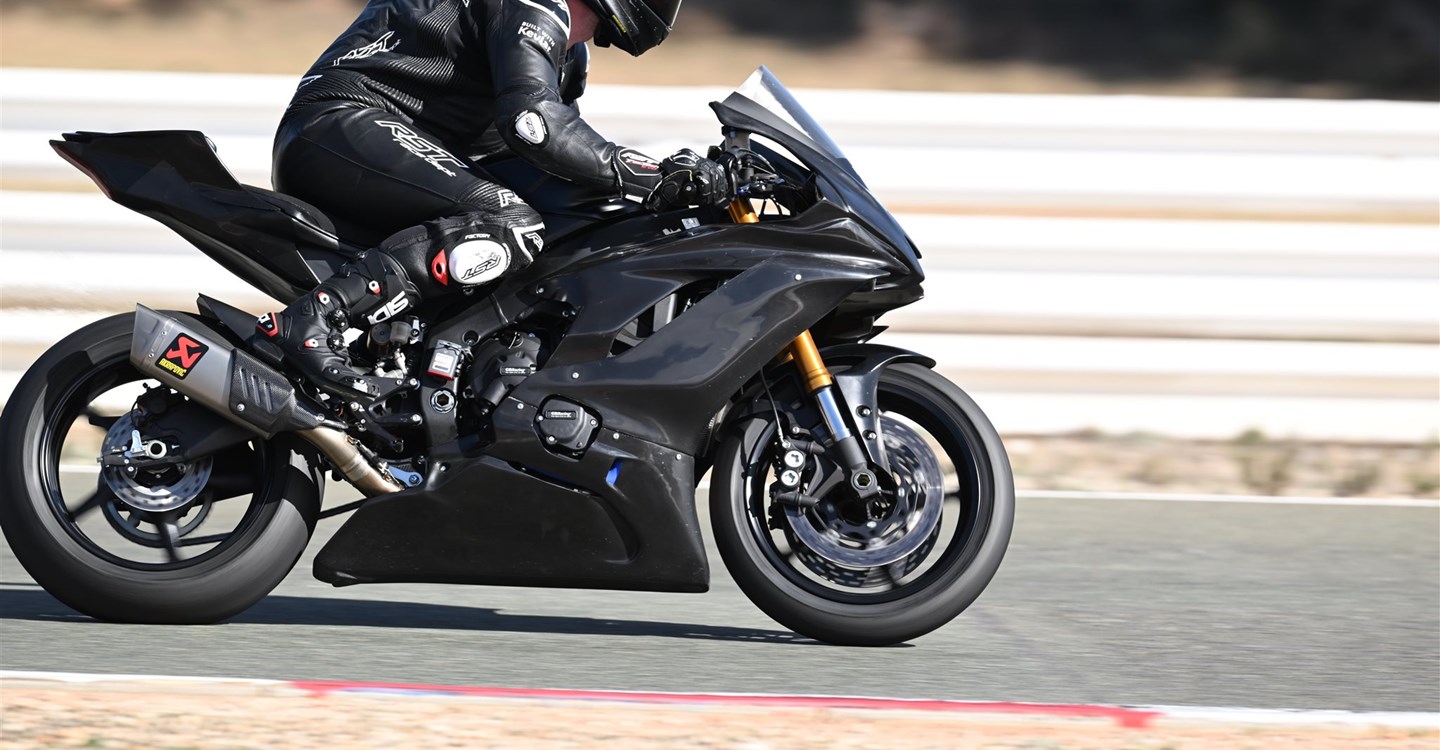 Feinarbeit unter spanischer Sonne – Rennstreckentraining in Almería