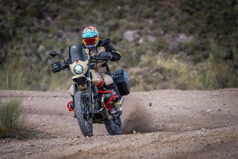 Wunderlich GmbH-News: Schutzcover für den Seitenständer-Sensor der BMW R 12 G/S