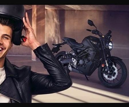 Honda Führerscheinzuschuss Dein Motorrad. Dein Moment. Deine Freiheit. Führerscheinzuschuss: 10% Nachlass auf die UVP (inkl. Überführungsgebühr), bis 