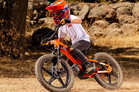 KTM GROUP-News: KTM SX-E 1.20