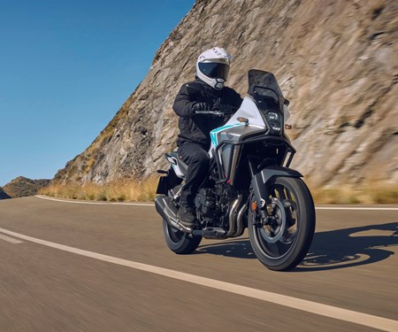 Honda NX500 E-Clutch, MODELLJAHR 2026 / bei Tempo-Zweirad-Treff GmbH in Nettetal-Kaldenkirchen