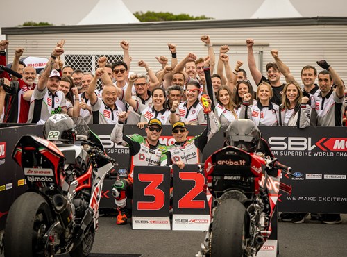 WorldSBK: Doppelpodium für BbKRT zum Saisonauftakt | Kawasaki