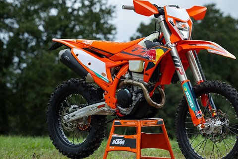 KTM GROUP-News: 2025 KTM 350 EXC-F CHAMPION EDITION