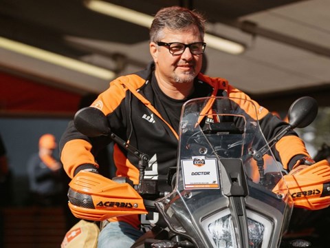 RAUS AUS DER KOMFORTZONE. READY TO RACE.