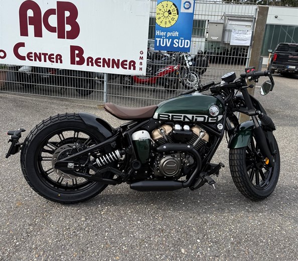 die ersten 125er Napoleon von Benda sind eingetroffen  
Schnell sein!
die ersten 125er Napoleon von Benda sind eingetroffen.
Wartezeiten auf übernächste Lieferung, je nach Farbe, bereits Juni!
