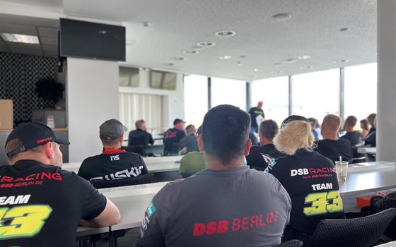 Fahr mit uns nach Oschersleben - Bild 5