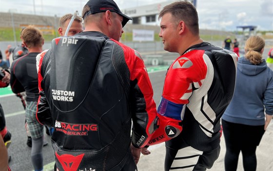 Fahr mit uns nach Oschersleben - Bild 1