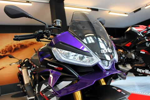 DSB BERLIN-News: Lila ist das neue Schwarz