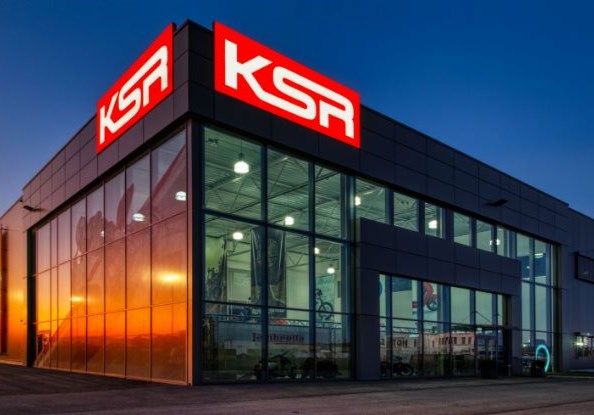 KOVE Motorcycles und KSR Group 
KOVE Motorcycles ernennt KSR Group zum offiziellen Vertriebspartner für Deutschland
Quelle: KOVE Datum: 30.12.2025
Gültig ab: 1. Januar 2026 – ...